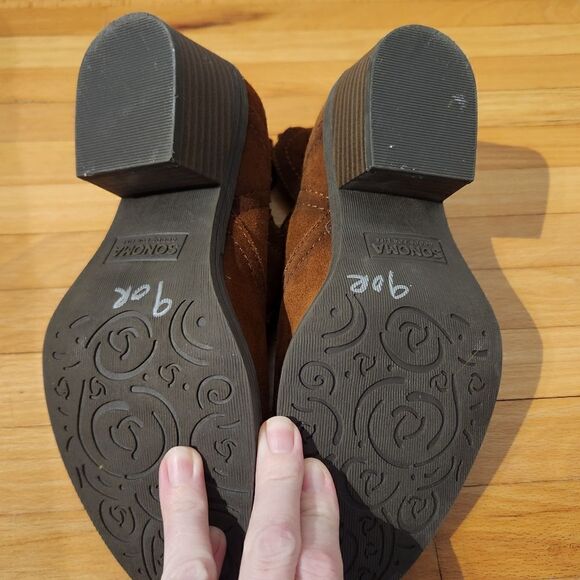 Sonoma Womens Ankle Boots Small Heel Suede Leather Brown size 6M - Picture 8 of 9